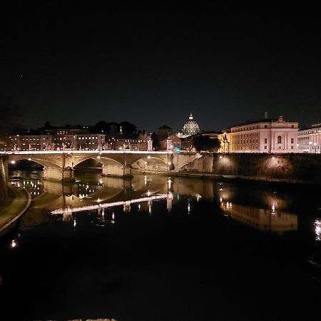 Pantofola Del Papa Luxury At Vatican Apartment Roma Exterior foto