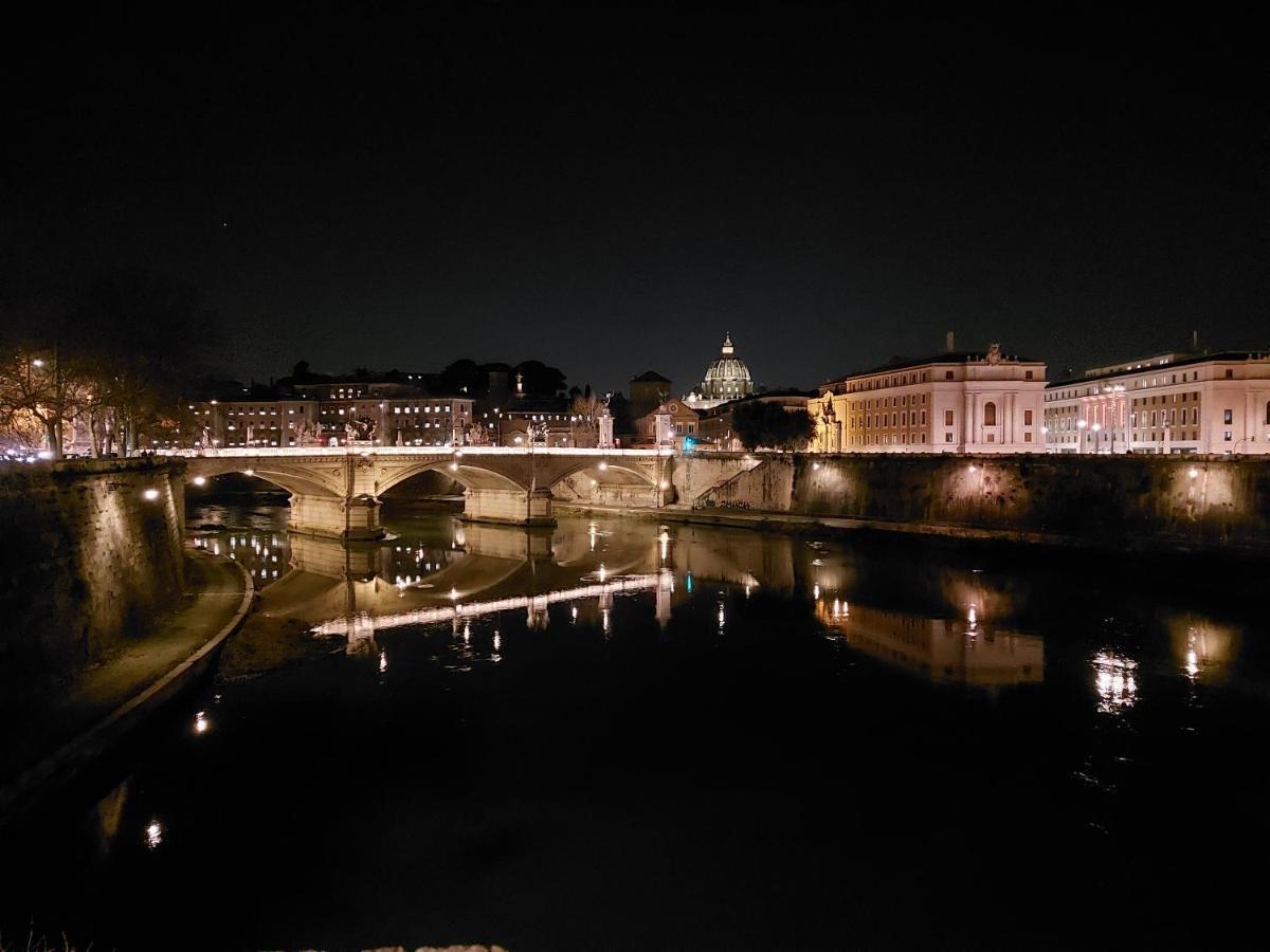 Pantofola Del Papa Luxury At Vatican Apartment Roma Exterior foto