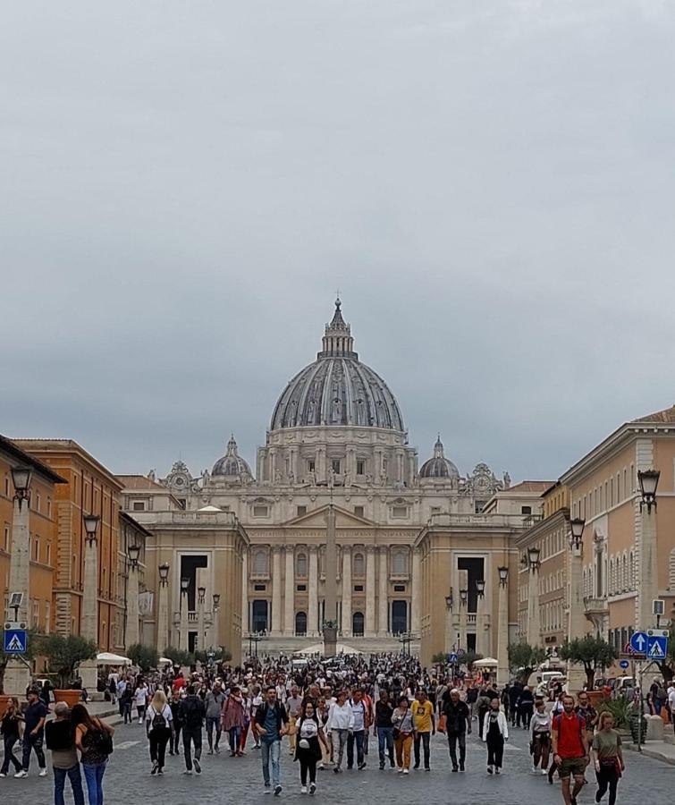 Pantofola Del Papa Luxury At Vatican Apartment Roma Exterior foto